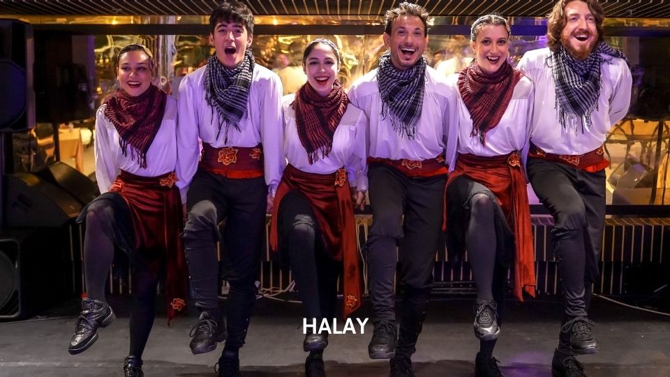 Dinner + Unlimited Local Alcohol Drinks + Private Close to Show Table + Turkish Shows with Hotel Transfer