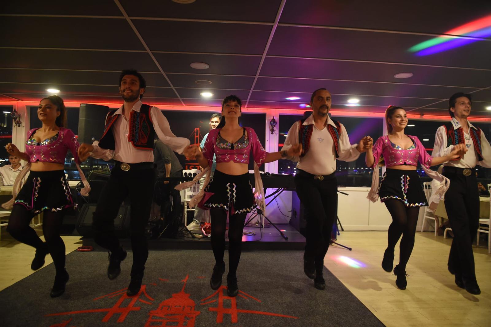 Bosphorus Cruise: Dinner, Unlimited Soft Drinks, Private Close to Show Table, Shows with Hotel Transfer