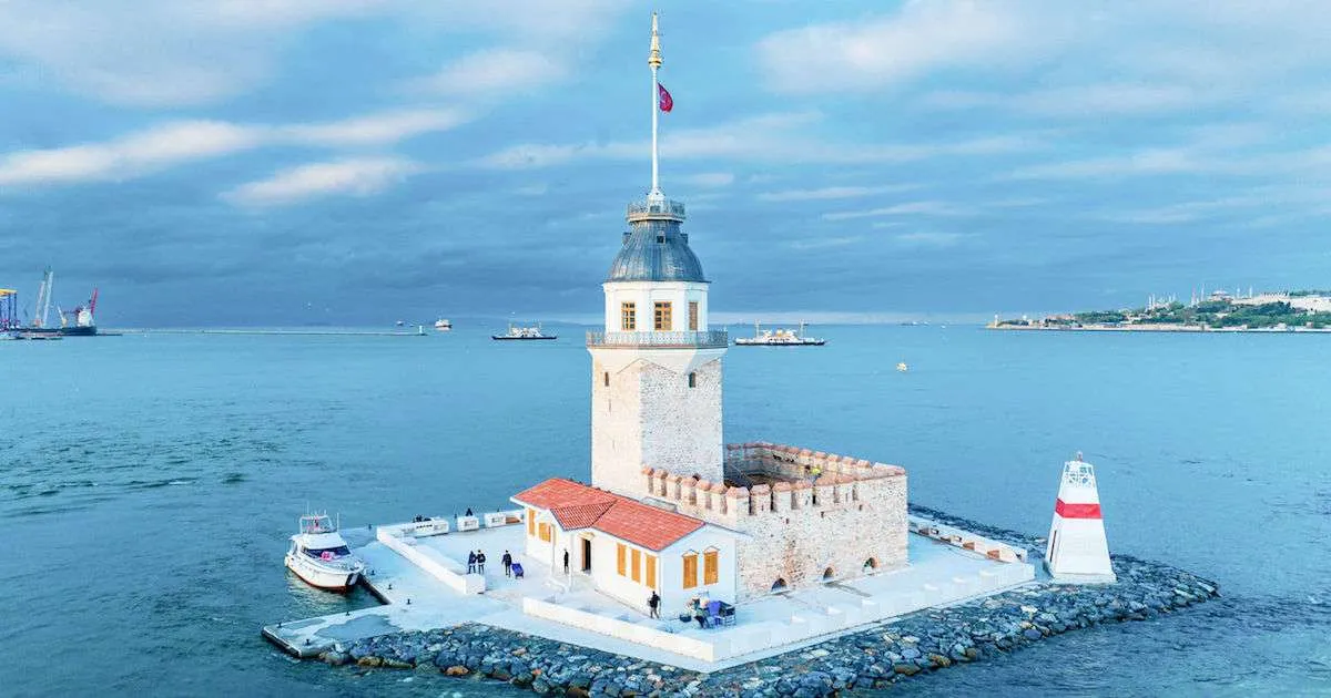 Weryy Good.com : Istanbul Bosphorus Breakfast Cruise with Audio Guide and Morning Tour with Hotel Transfer