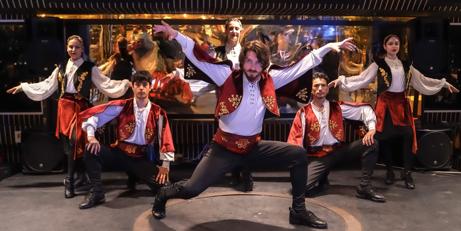 Dinner + Unlimited Local Alcohol Drinks + Private Standart Table + Turkish Shows with Hotel Transfer